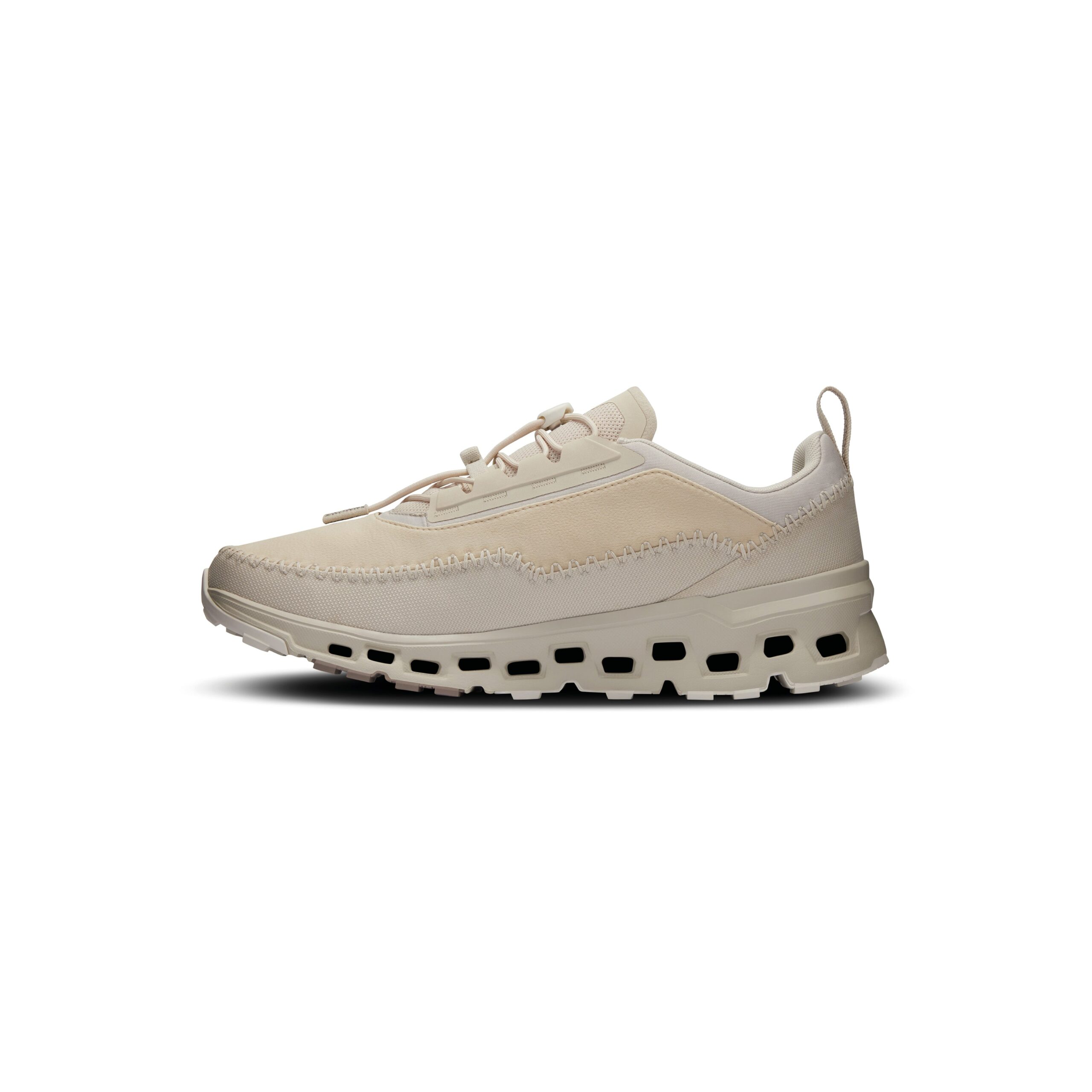 Alternative view of ON Cloudaway 2 'Sand Ice'