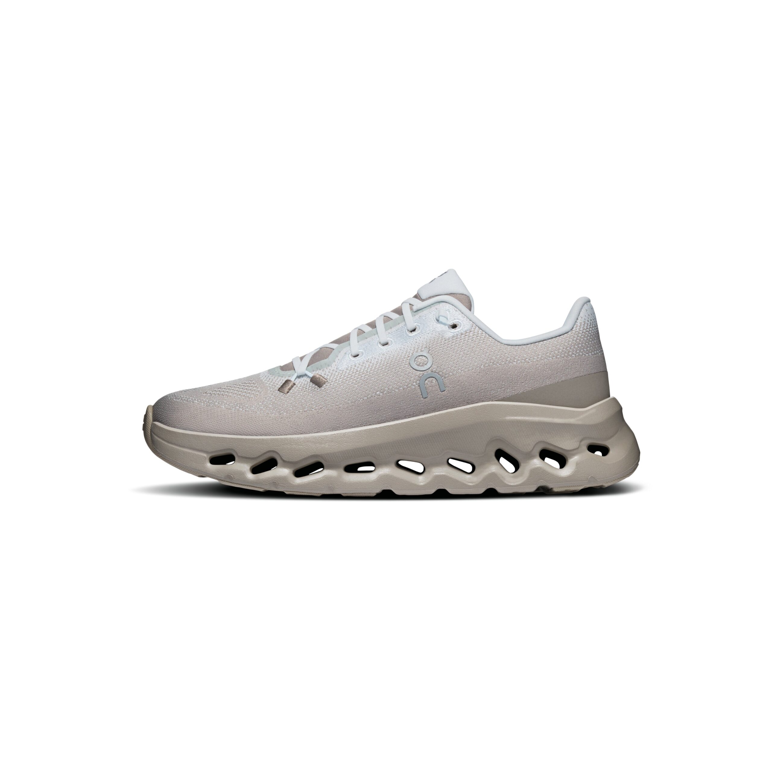Alternative view of ON Cloudtilt 'Cinder Iceberg' (WMNS)